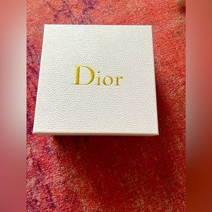 Dior garment Box